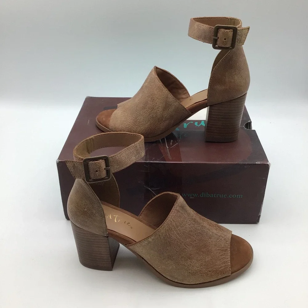 Diba True Leah Mai Tan Ankle Strap Block Heel‎ Peep Toe Sandal Size 9.5 New